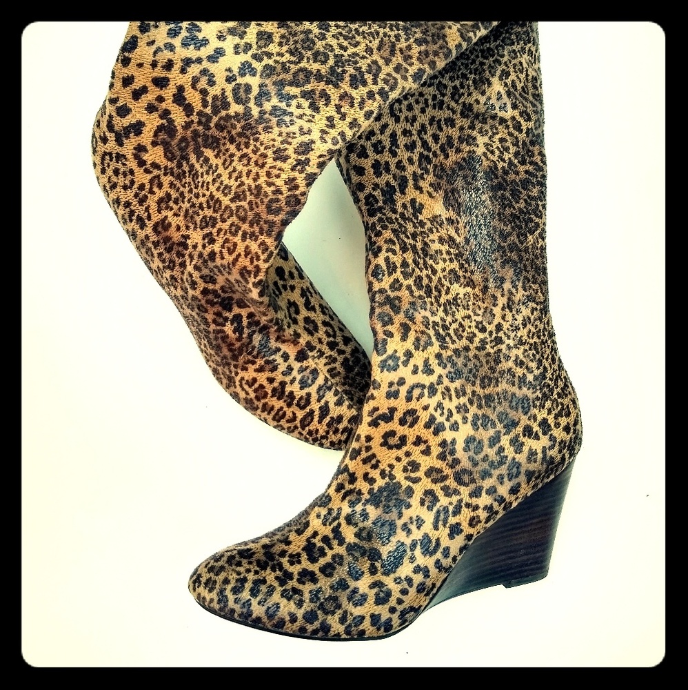 Leopard print boots, size 7.5
